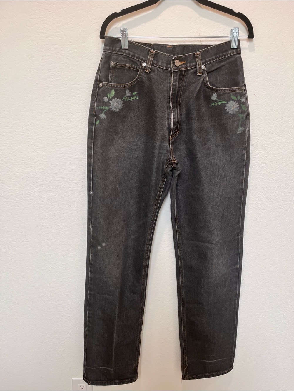 Lee Retro High-Rise Black Jeans with Green & Gray Floral Detail